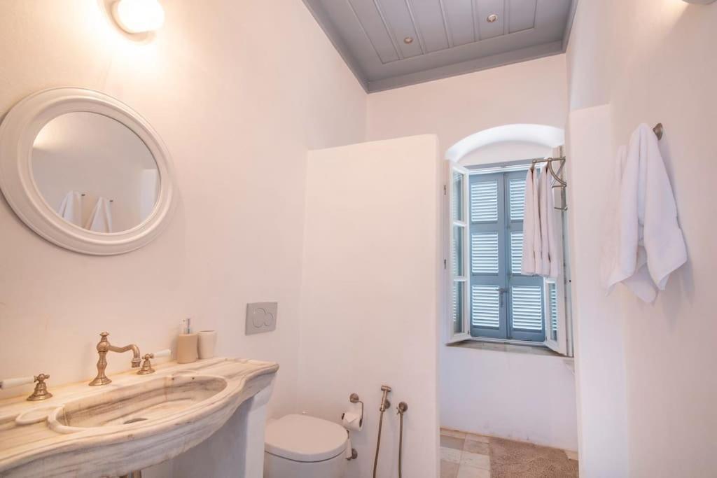 Bed and Breakfast The Anchor House Symi Exteriér fotografie