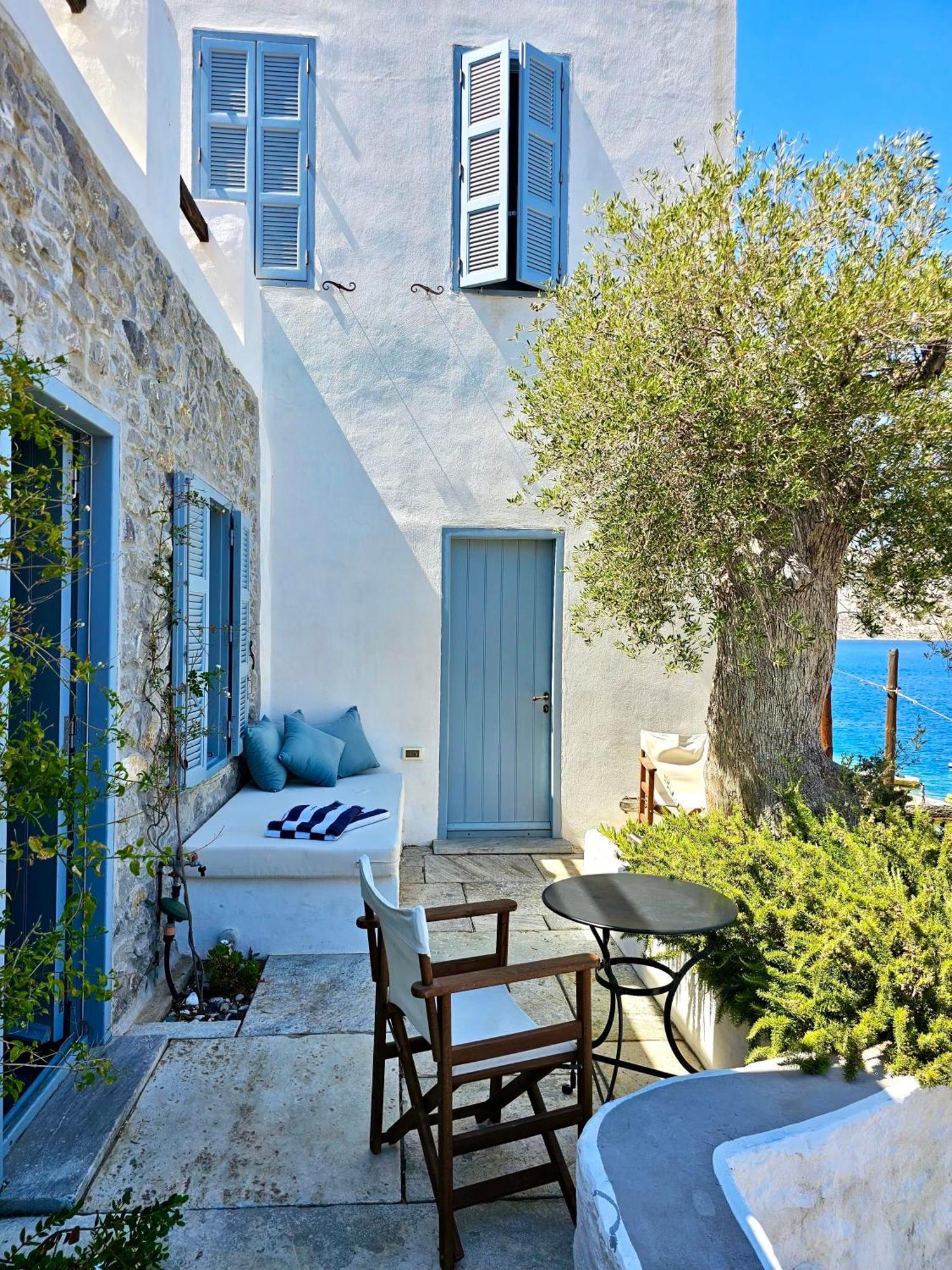 Bed and Breakfast The Anchor House Symi Exteriér fotografie