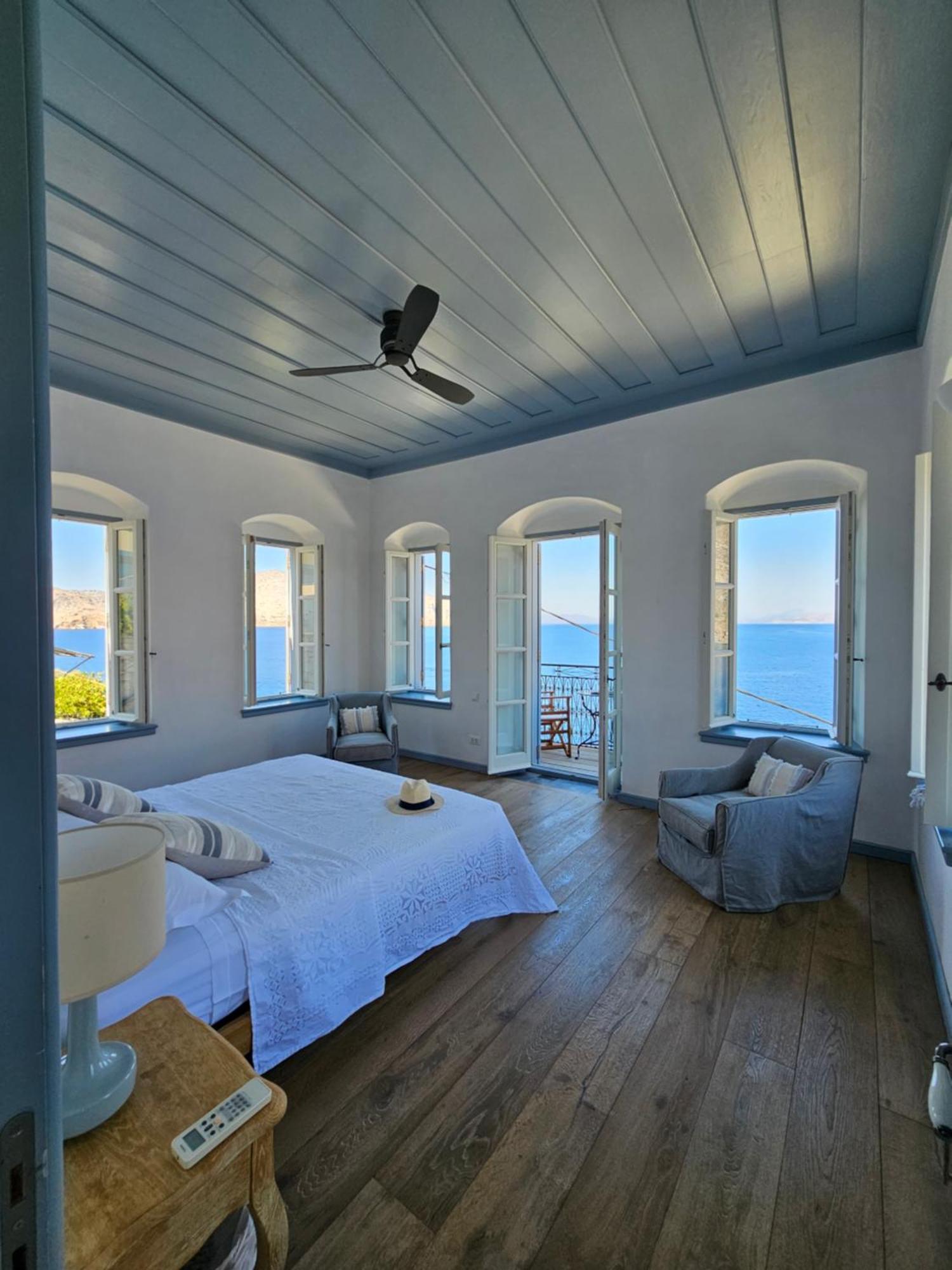 Bed and Breakfast The Anchor House Symi Exteriér fotografie