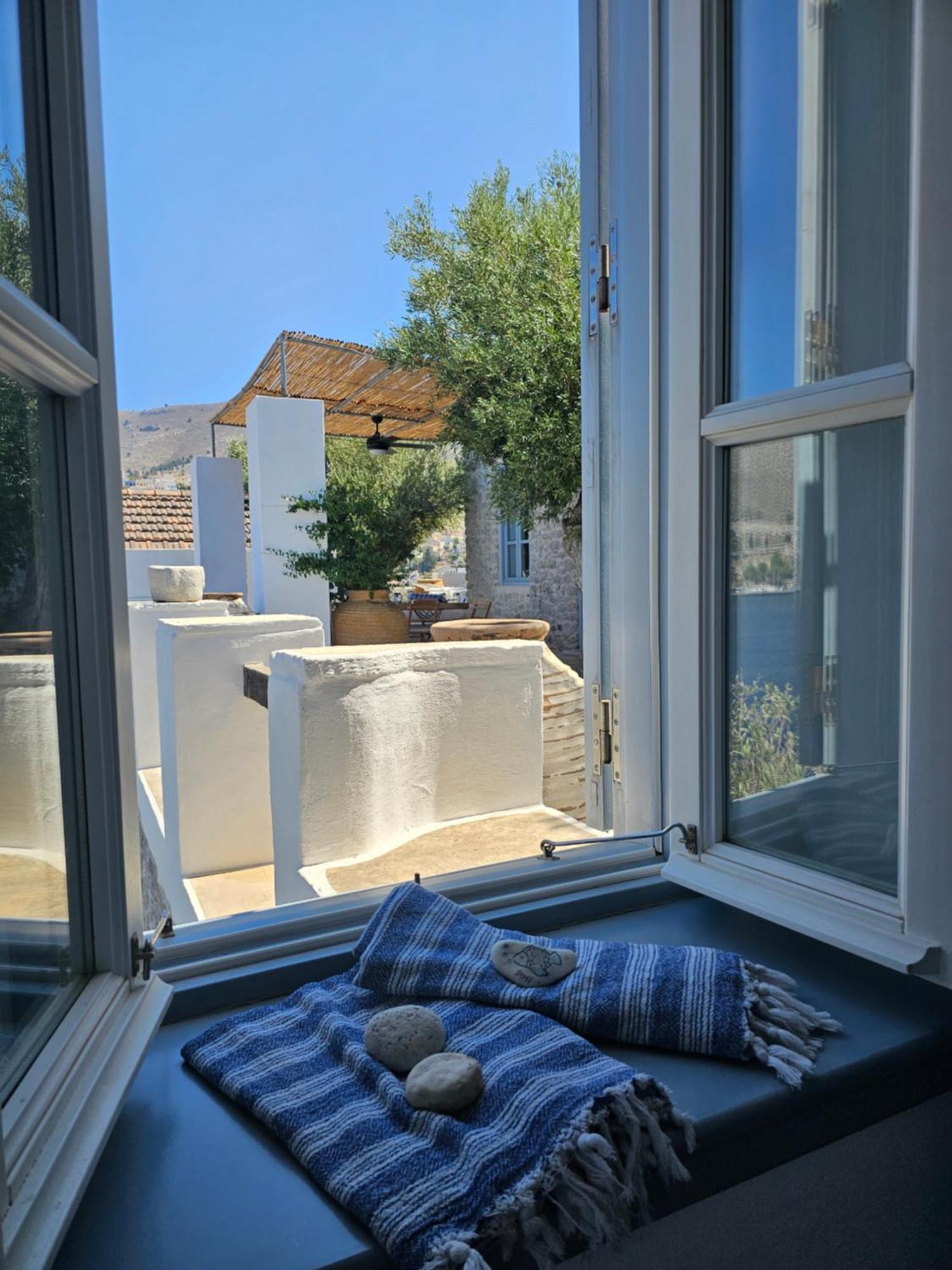 Bed and Breakfast The Anchor House Symi Exteriér fotografie